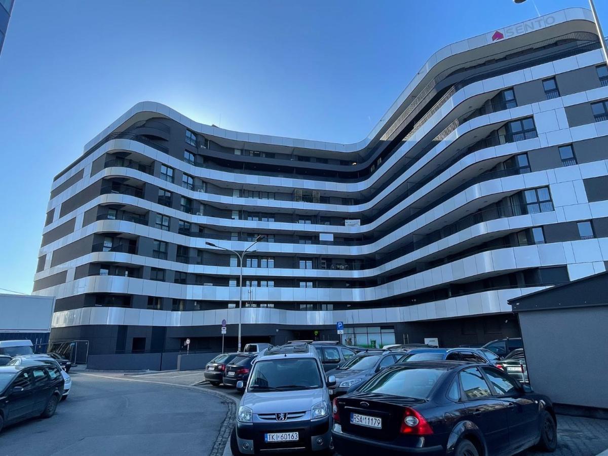 Bella Apartament Lägenhet Krasków Exteriör bild